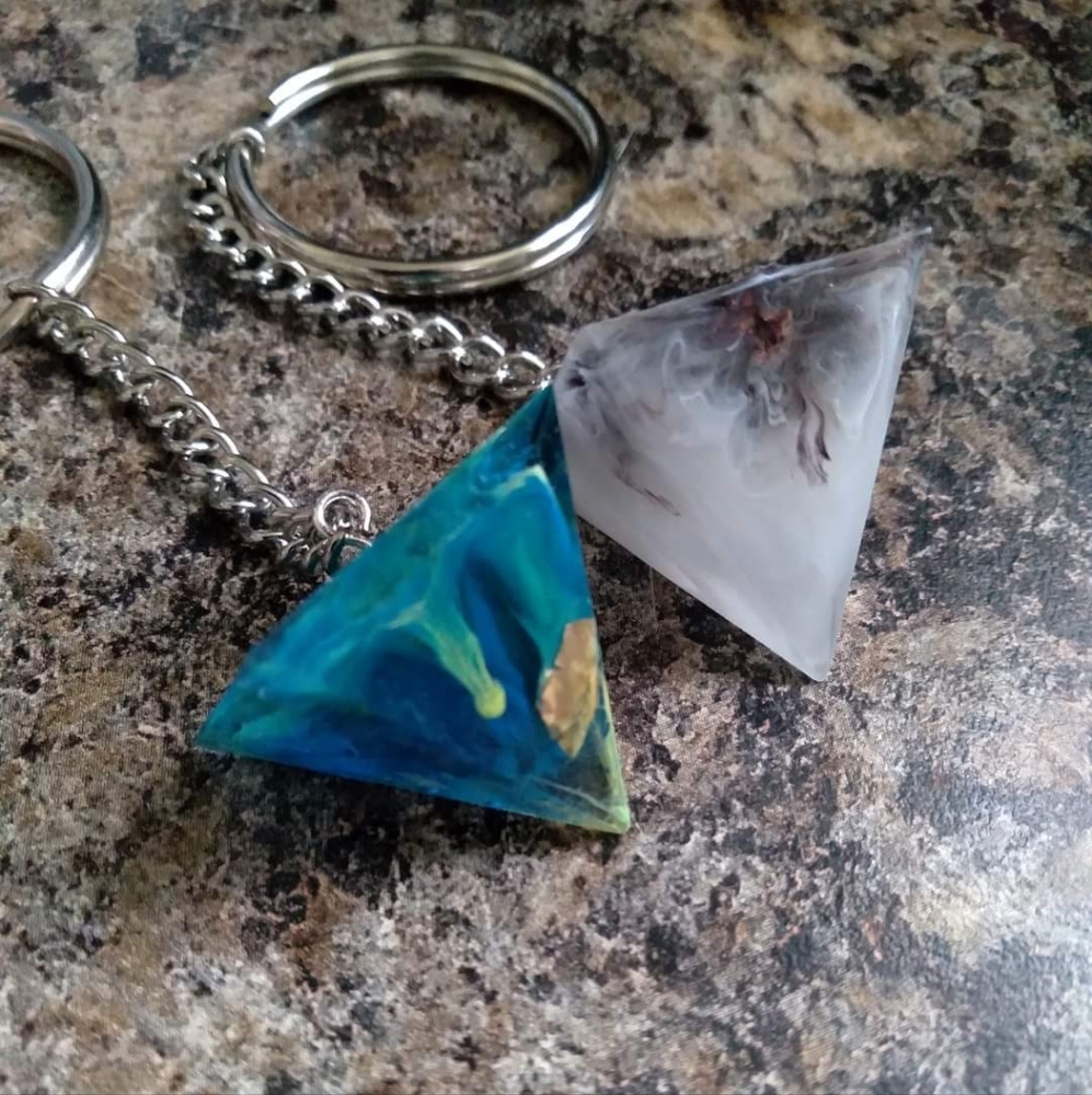 Pyramid Keychains - Picture 3 of 3